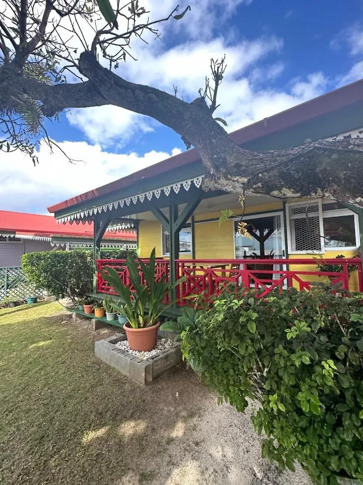 2 Bungalows - Bord De Mer Prive Uturoa